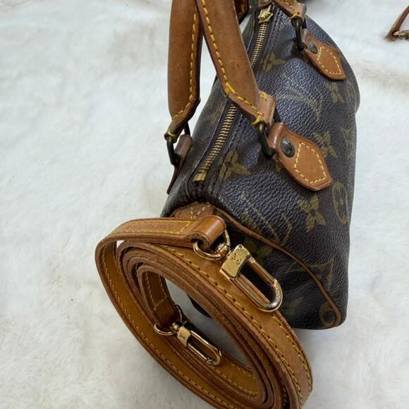 Louis Vuitton Brown Monogram Mini Speedy Crossbody Bag with LV Strap - Picture 4 of 15
